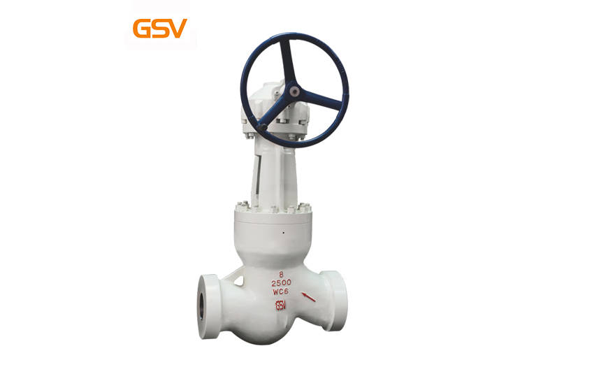 Self-sealing globe valve